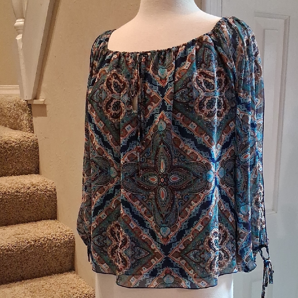 Elegant Multicolor Patterned Blouse
